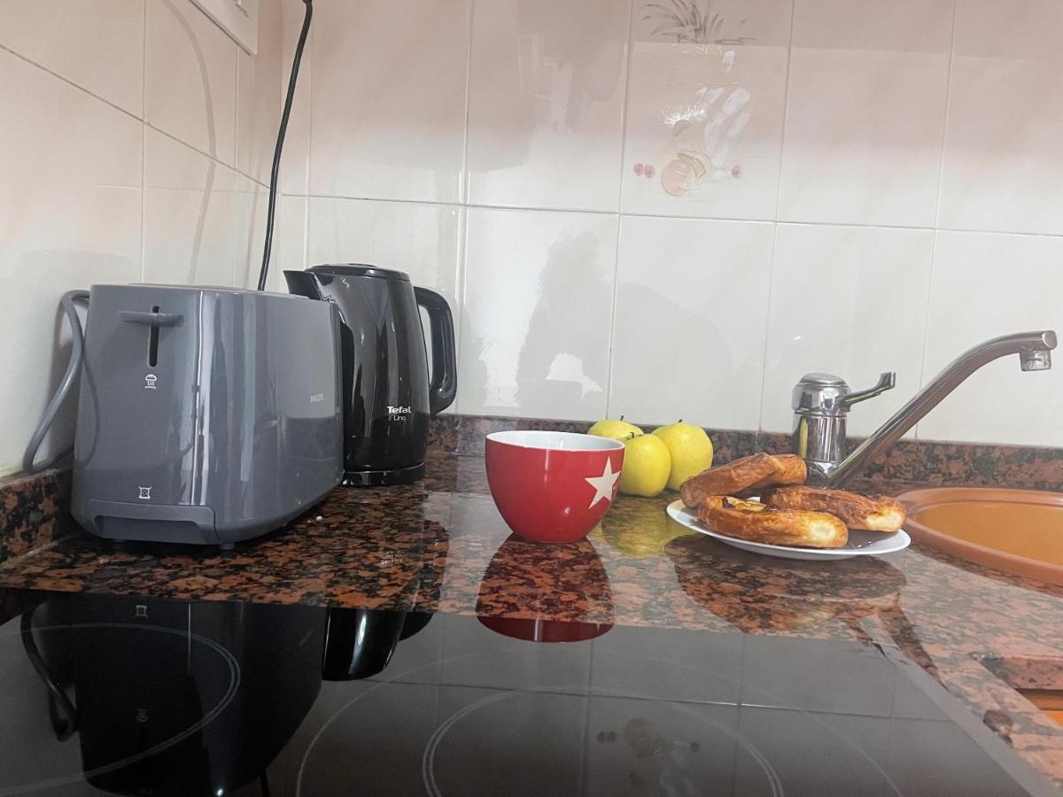 Cozy 2-Bedroom Serviced Apartment With Netflix Puerto de Sagunto Exterior foto