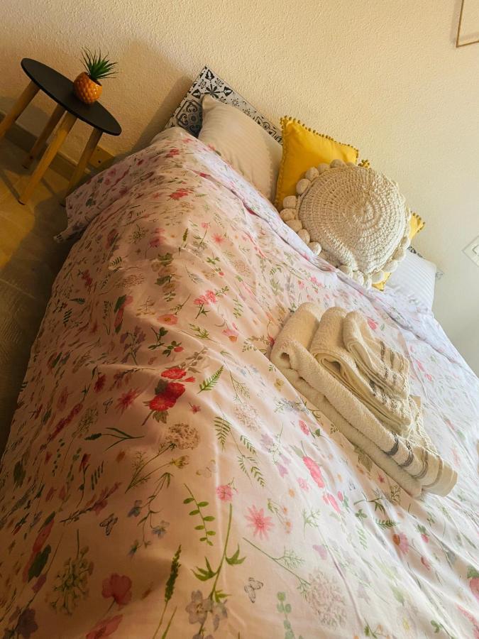 Cozy 2-Bedroom Serviced Apartment With Netflix Puerto de Sagunto Exterior foto