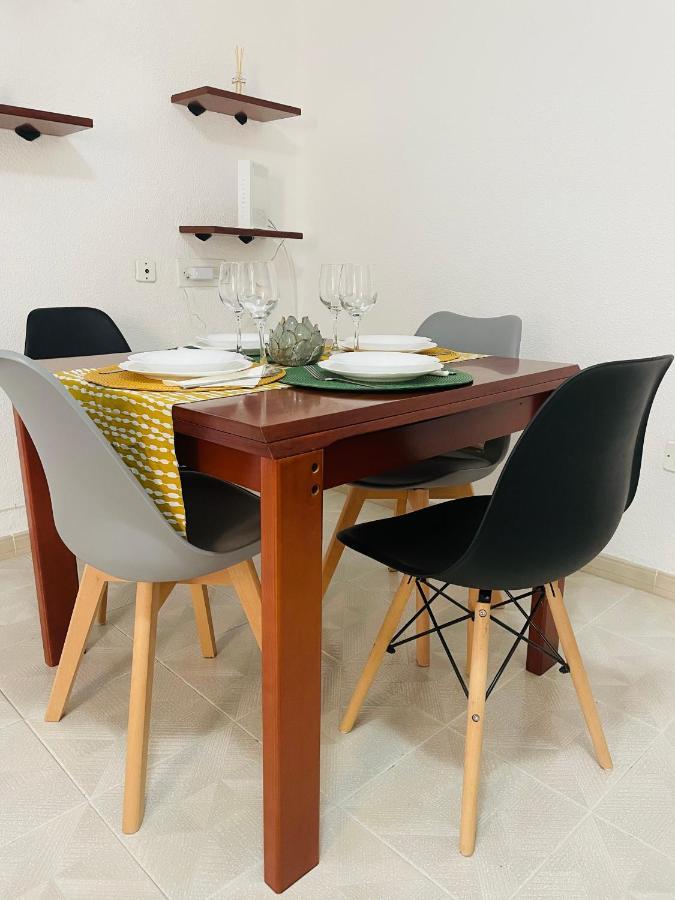 Cozy 2-Bedroom Serviced Apartment With Netflix Puerto de Sagunto Exterior foto
